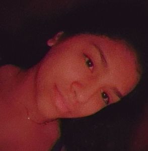 Meet your Posher, Mia